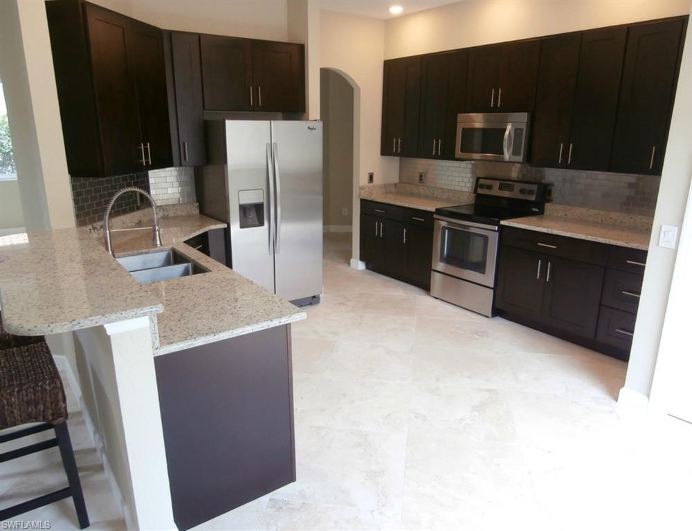 REFLECTION LAKES - Residential