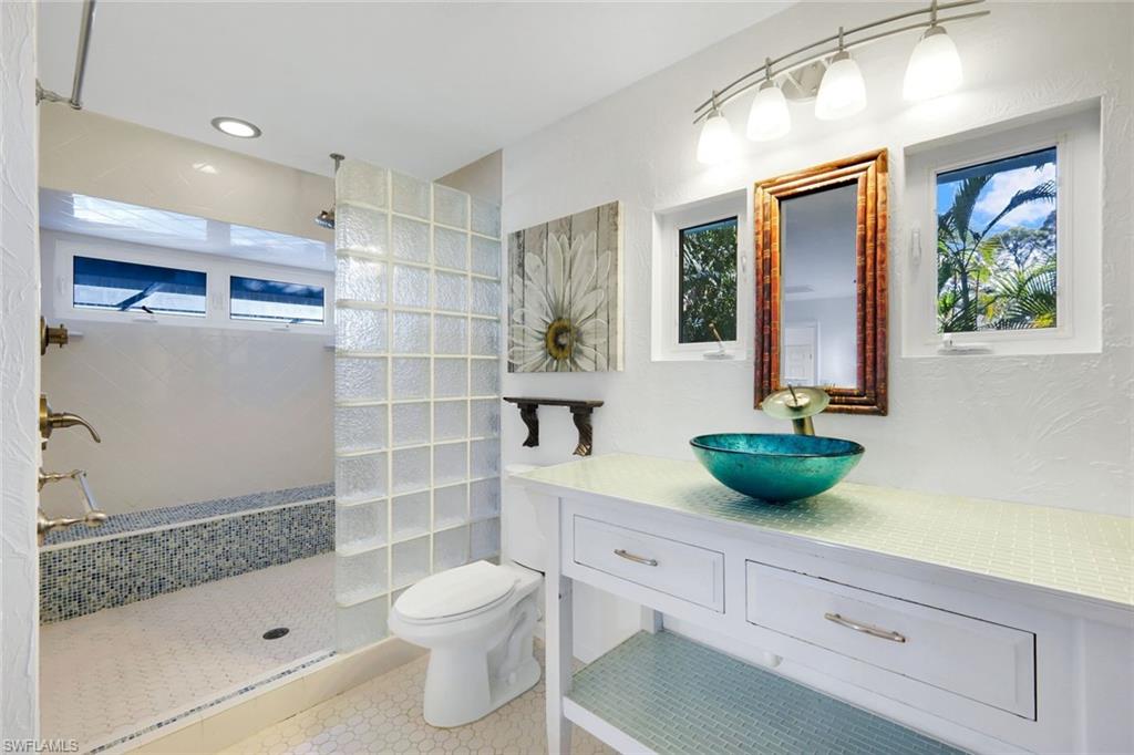 FLAMINGO ESTATES - Residential