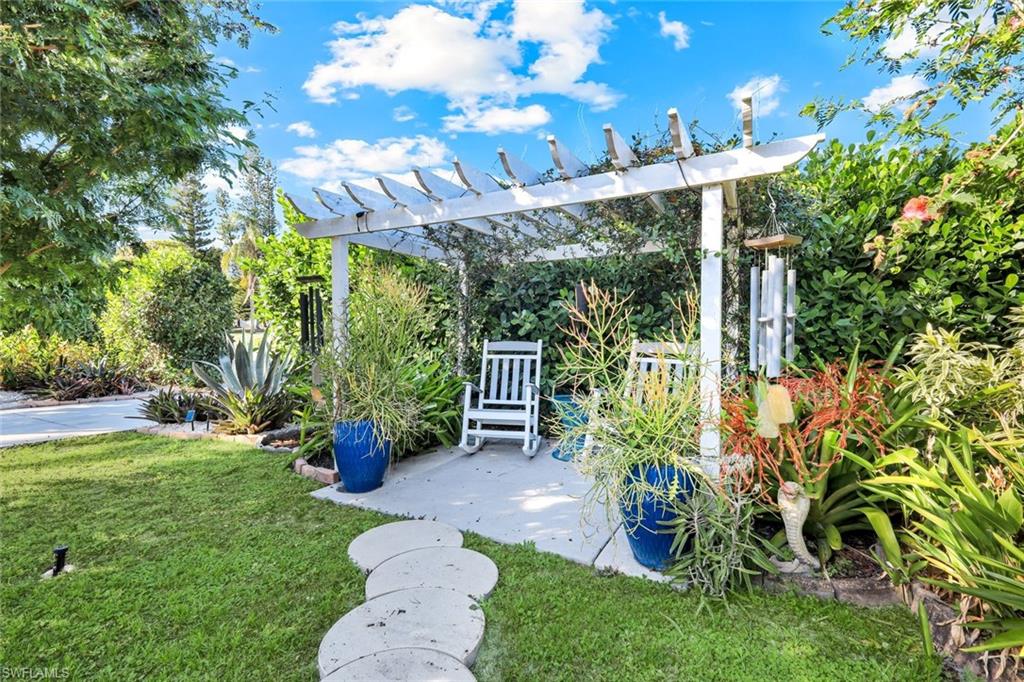 FLAMINGO ESTATES - Residential