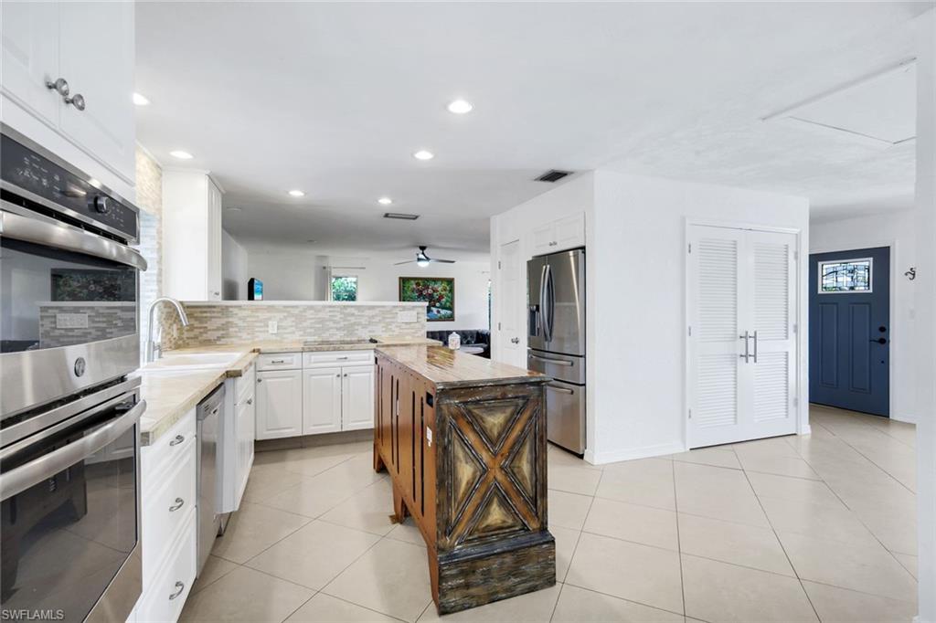 FLAMINGO ESTATES - Residential