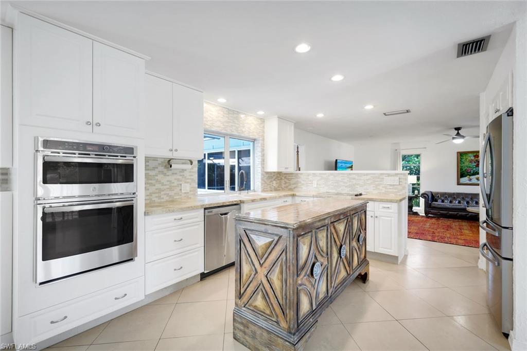 FLAMINGO ESTATES - Residential