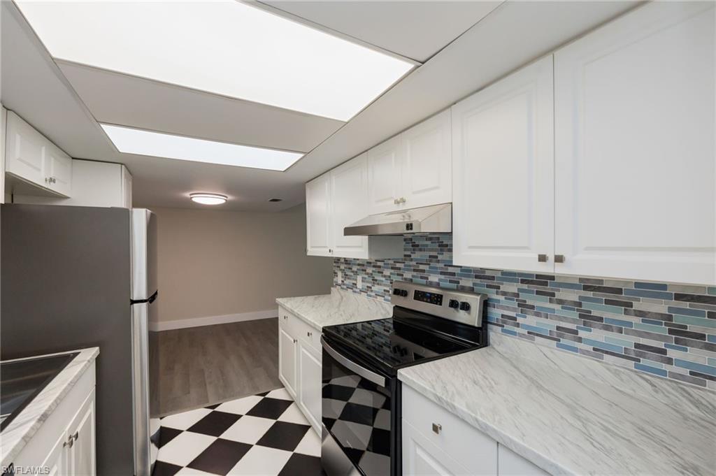 LAKEWOOD - Residential
