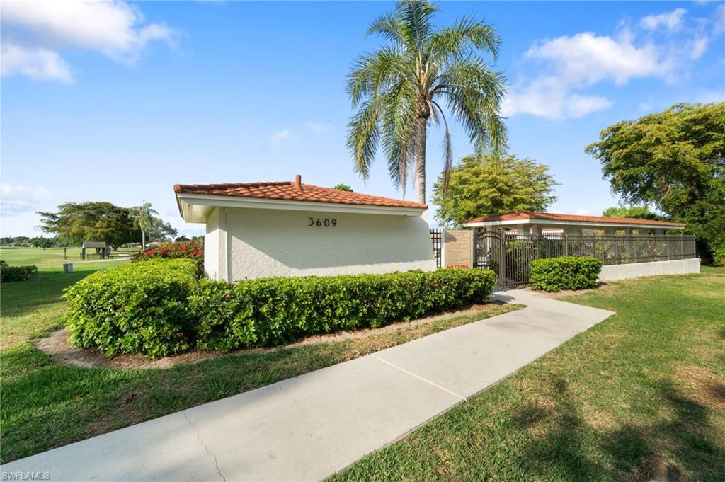 LAKEWOOD - Residential
