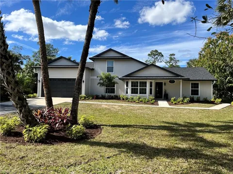 211 11th St NW, Naples, FL 34120 - #: 225010208