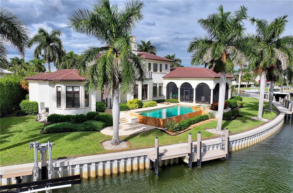 ROYAL HARBOR - Residential