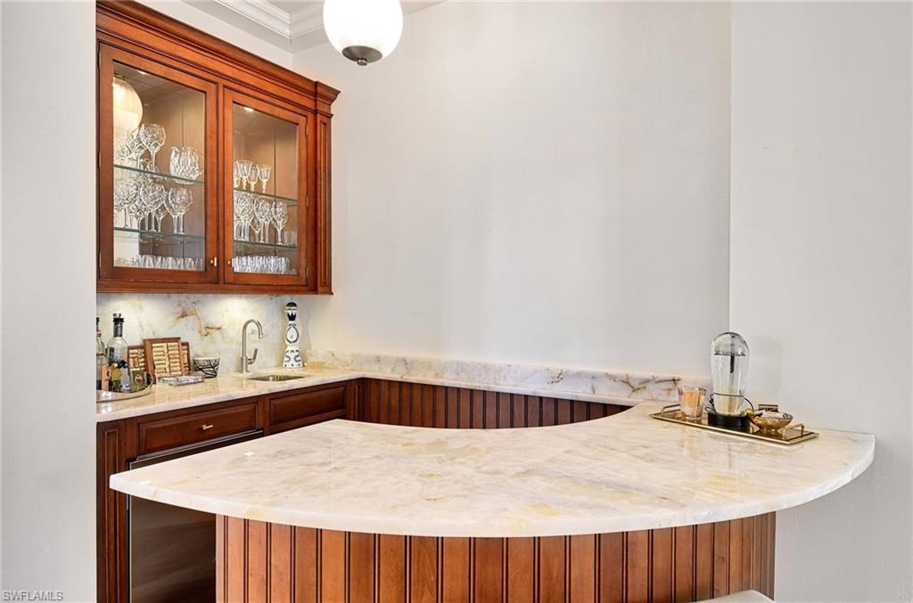 ROYAL HARBOR - Residential