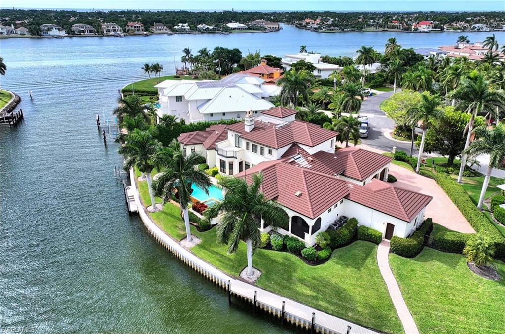 ROYAL HARBOR - Residential