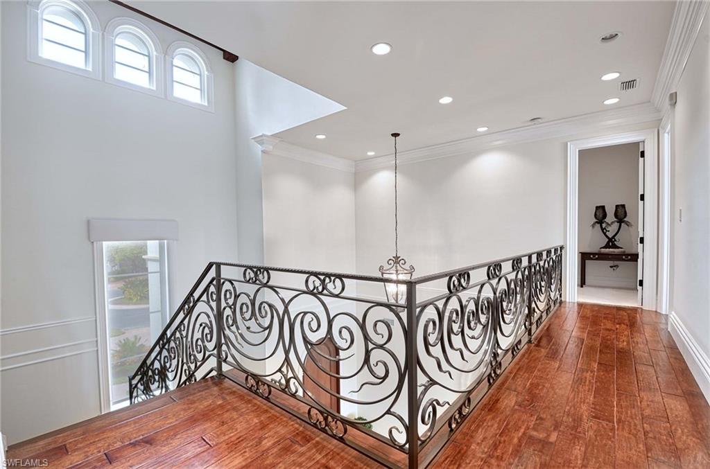 ROYAL HARBOR - Residential