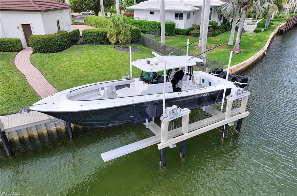 ROYAL HARBOR - Residential