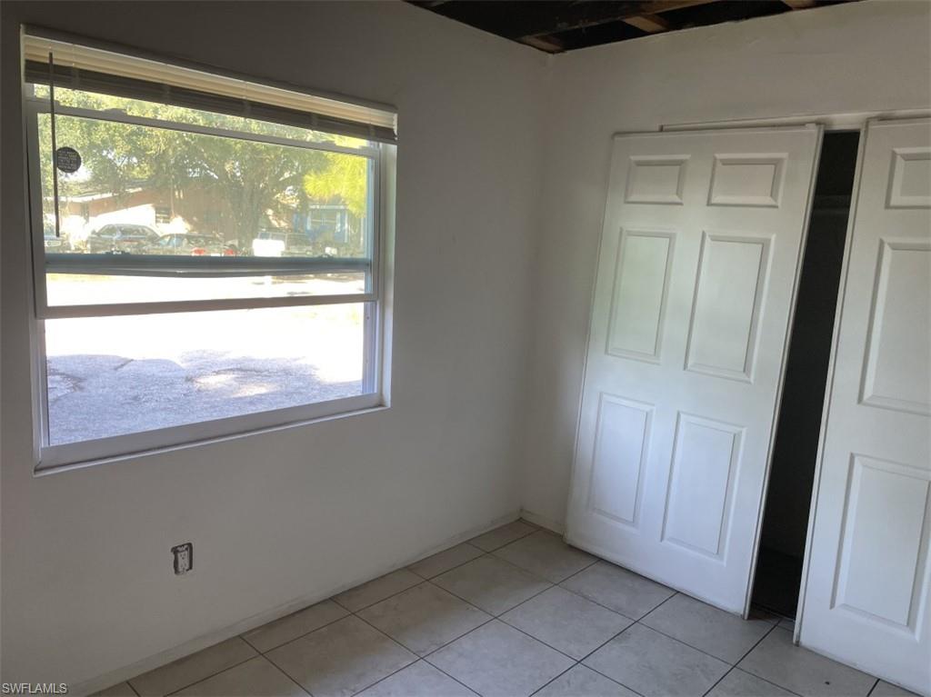 PINE MANOR - Residential