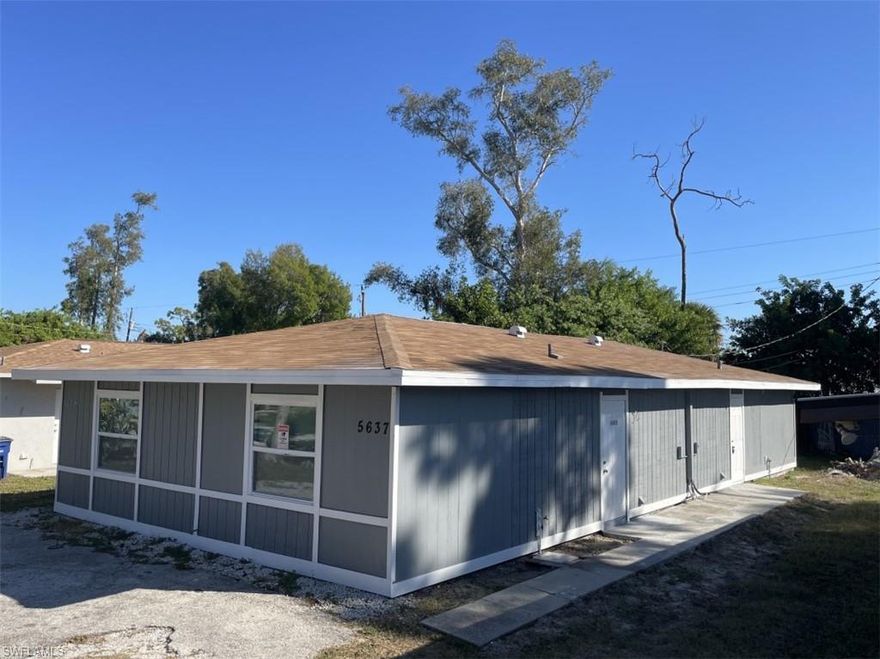 Duplex 2-bedroom 1 bed each side. Newer roofs (2023), freshly painted exterior, new AC duct system, new exterior doors, all floor ceramic tile throughout. And Impact-Resistant Aluminum Single Hung Windows. The property had prior fire damage and need finish works.