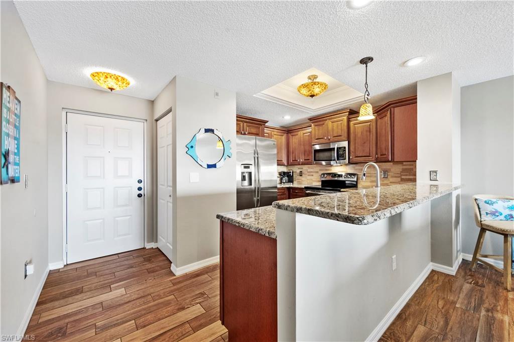 PARKWAY CONDO - Residential