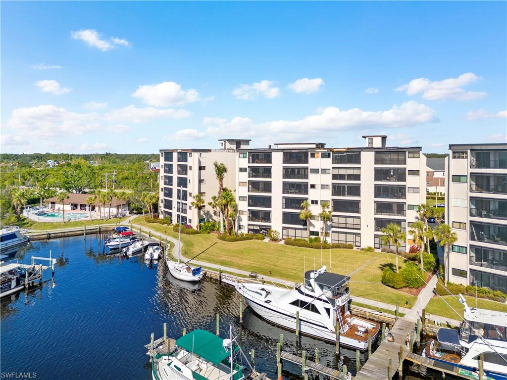 PARKWAY CONDO - Residential