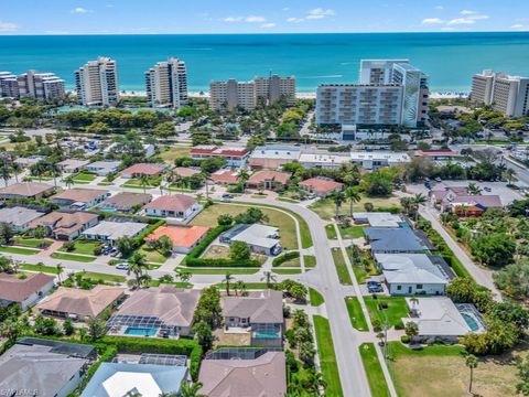 A home in MARCO ISLAND