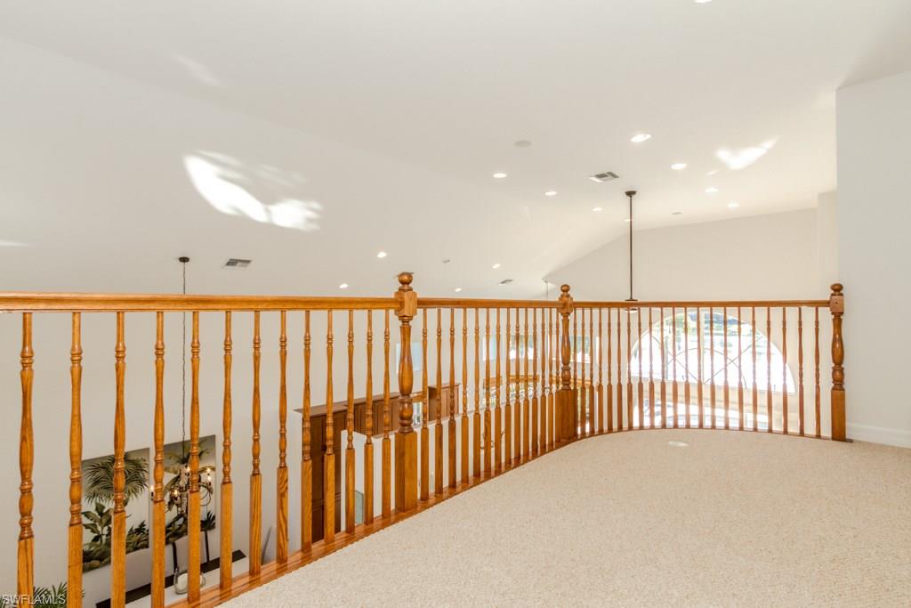 SATURNIA LAKES - Residential