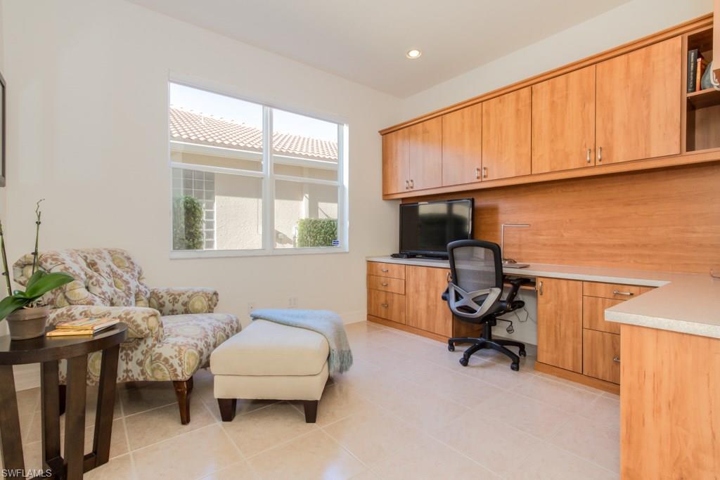 SATURNIA LAKES - Residential