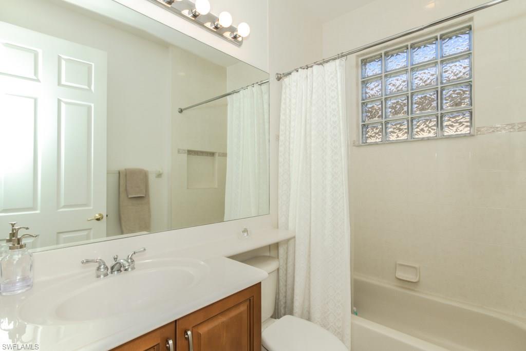 SATURNIA LAKES - Residential