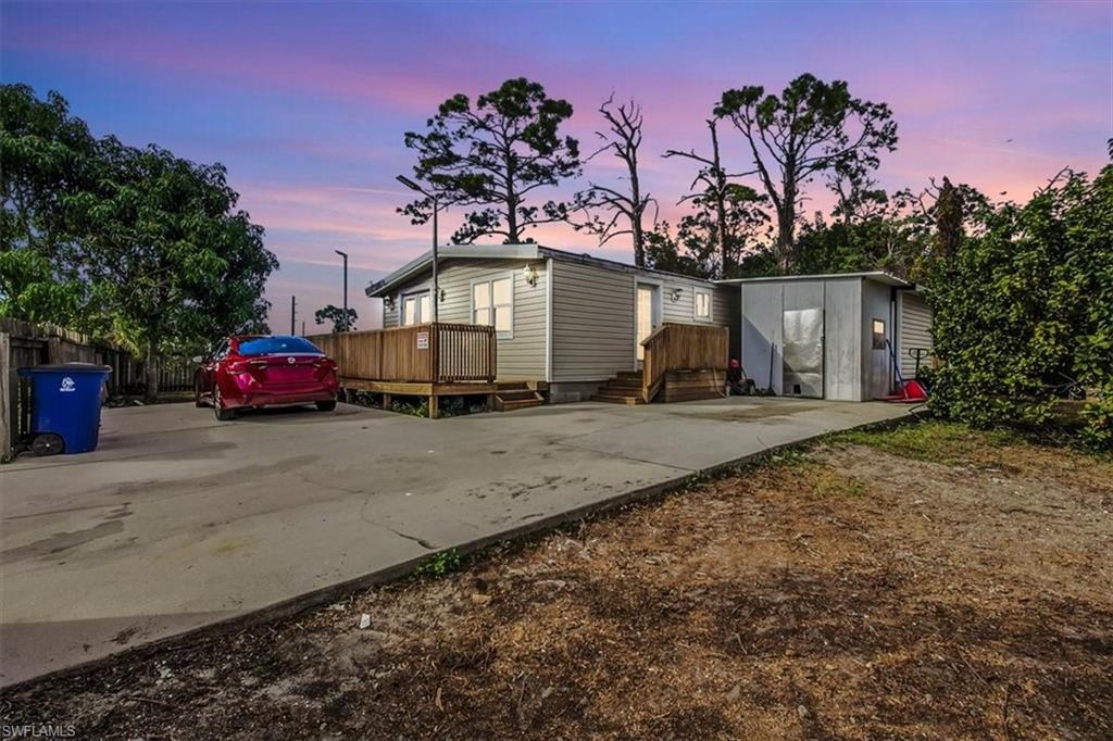 SUNCOAST ESTATE - Residential