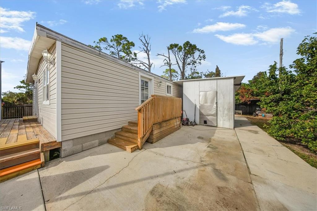 SUNCOAST ESTATE - Residential