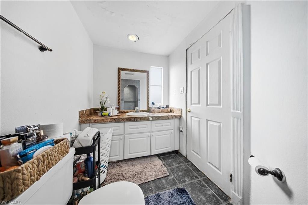 SUNCOAST ESTATE - Residential