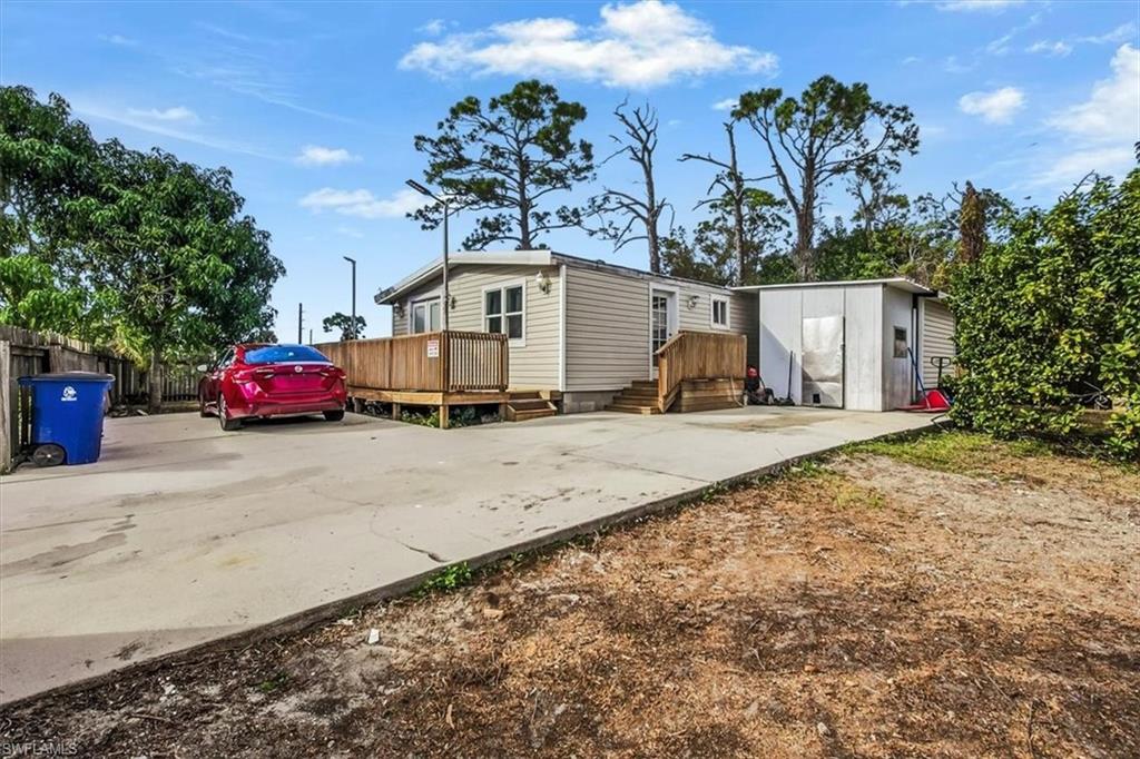 SUNCOAST ESTATE - Residential