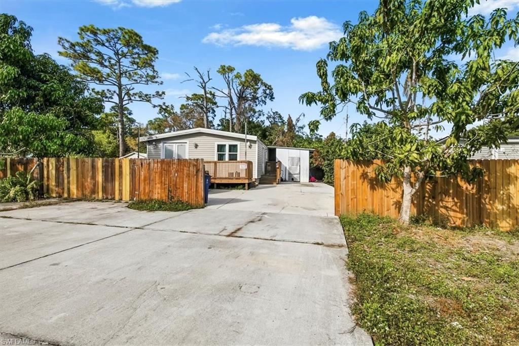 SUNCOAST ESTATE - Residential