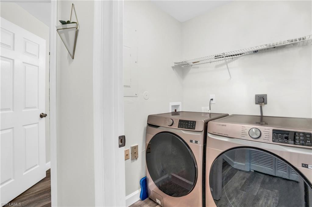 FIELDSTONE VILLAGE - Residential