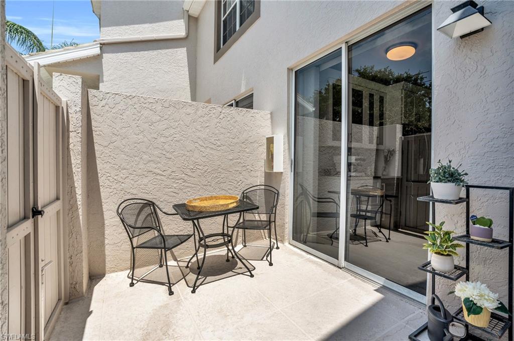 FIELDSTONE VILLAGE - Residential