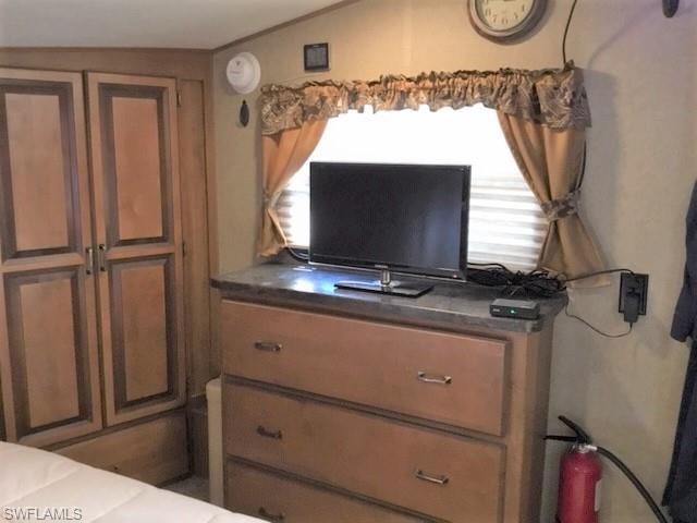 IMPERIAL WILDERNESS - Land