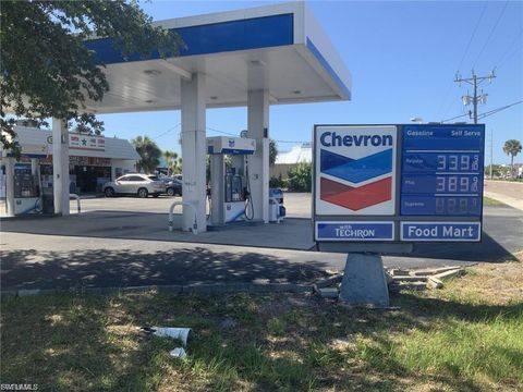 4403 Del Prado BLVD S CAPE CORAL FL 33904