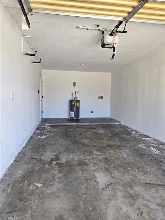 PARADISE SHORES - Residential