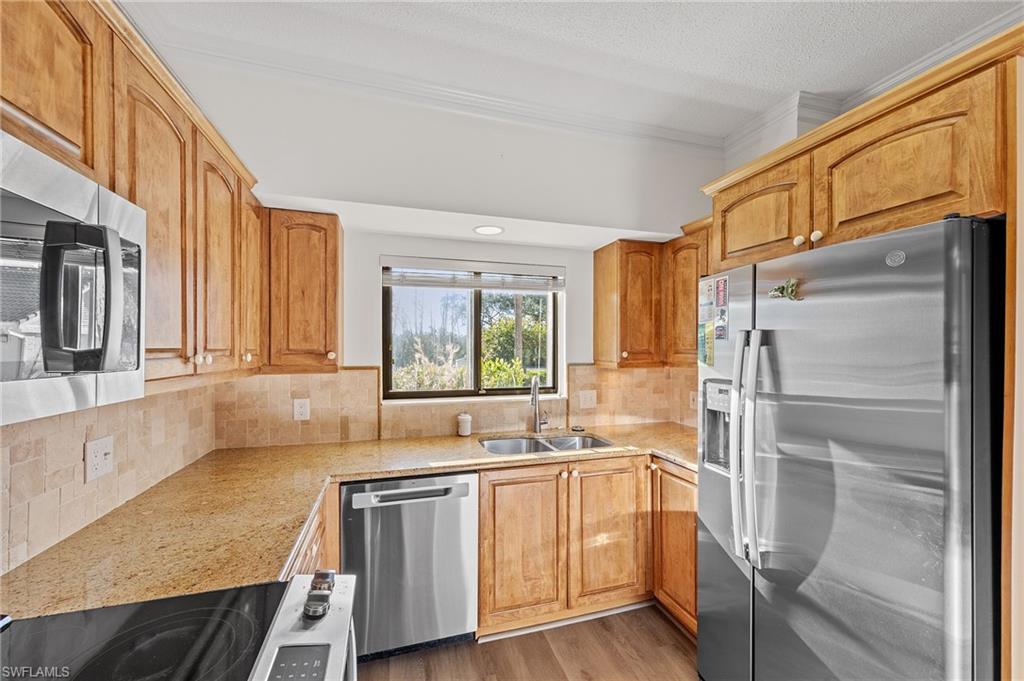 ARBOR TRACE - Residential