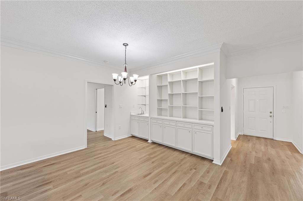 ARBOR TRACE - Residential