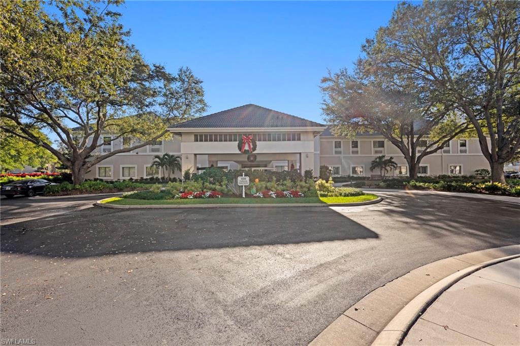 ARBOR TRACE - Residential