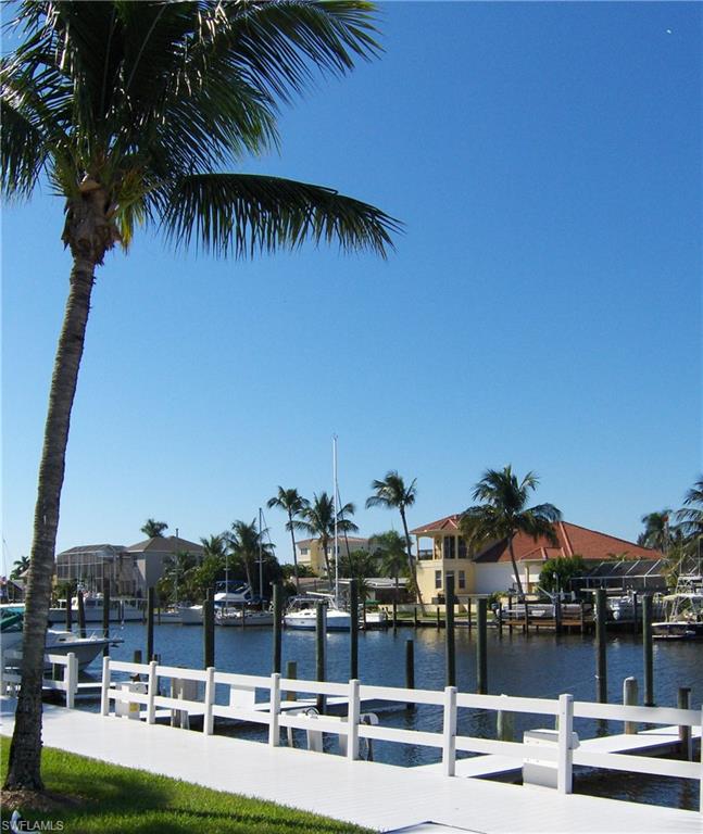 BOARDWALK CONDO - Residential