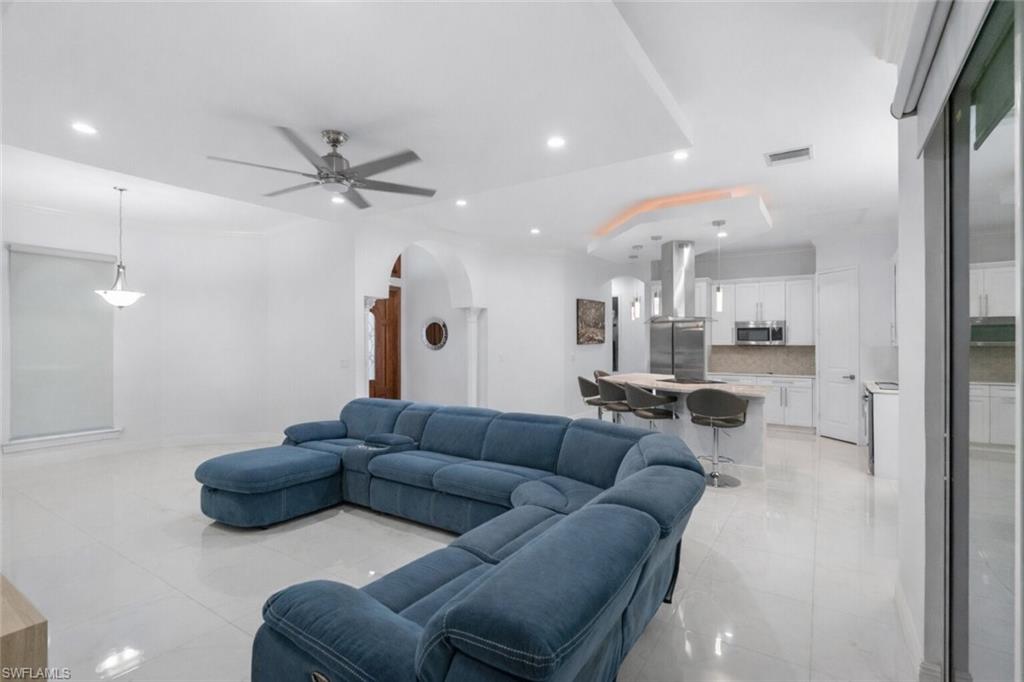 GOLDEN GATE ESTATES - Residential