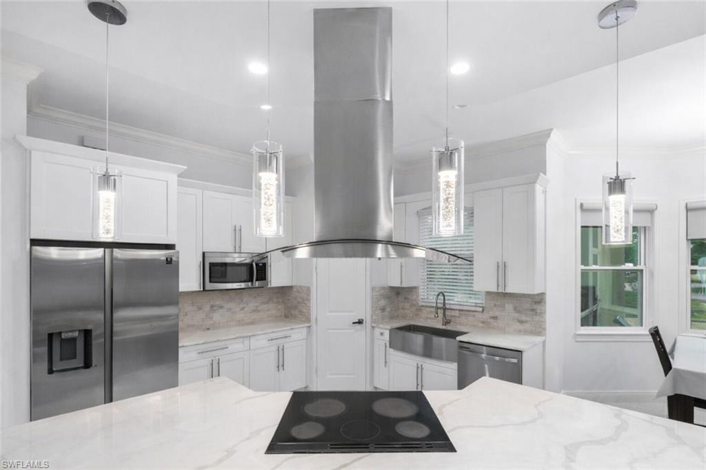 GOLDEN GATE ESTATES - Residential