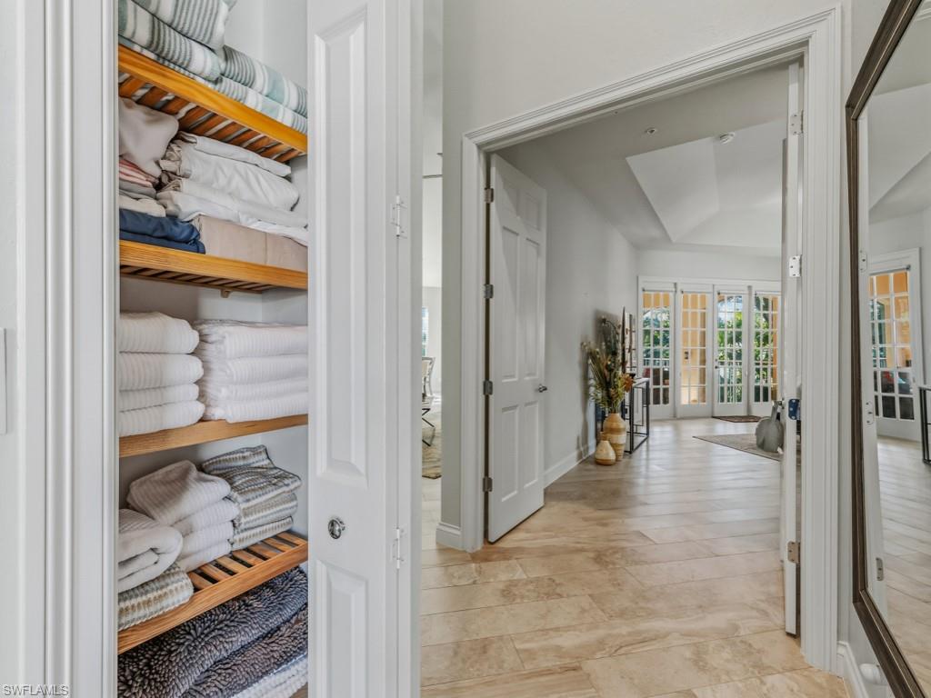 COLONADE - Residential