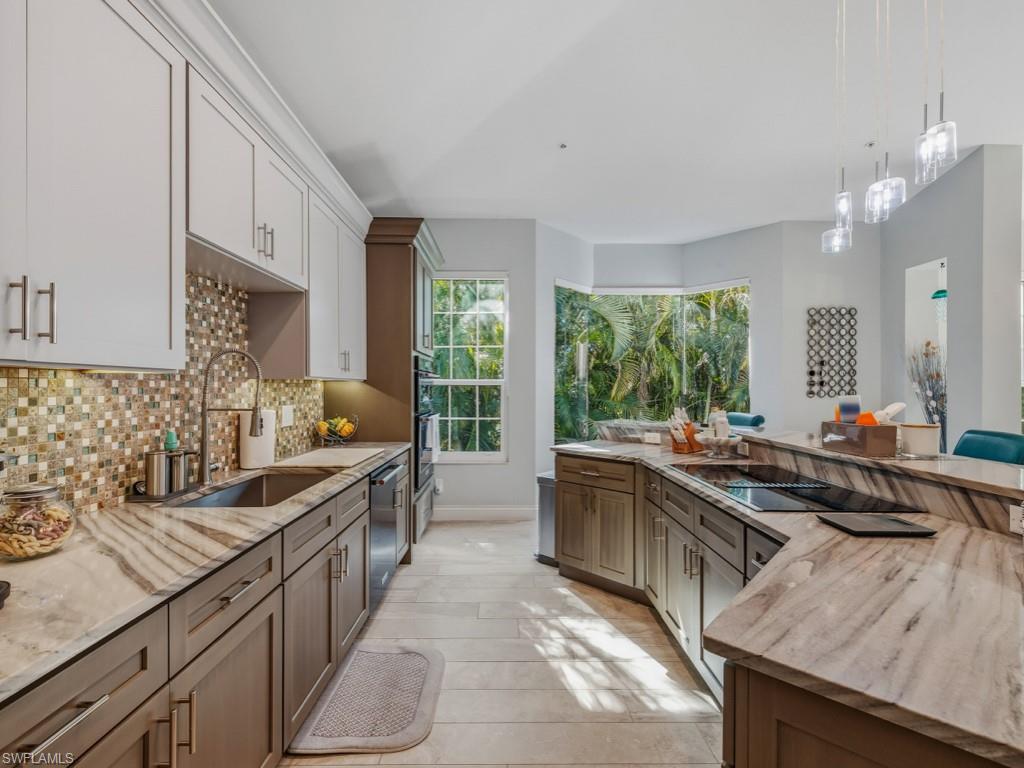 COLONADE - Residential