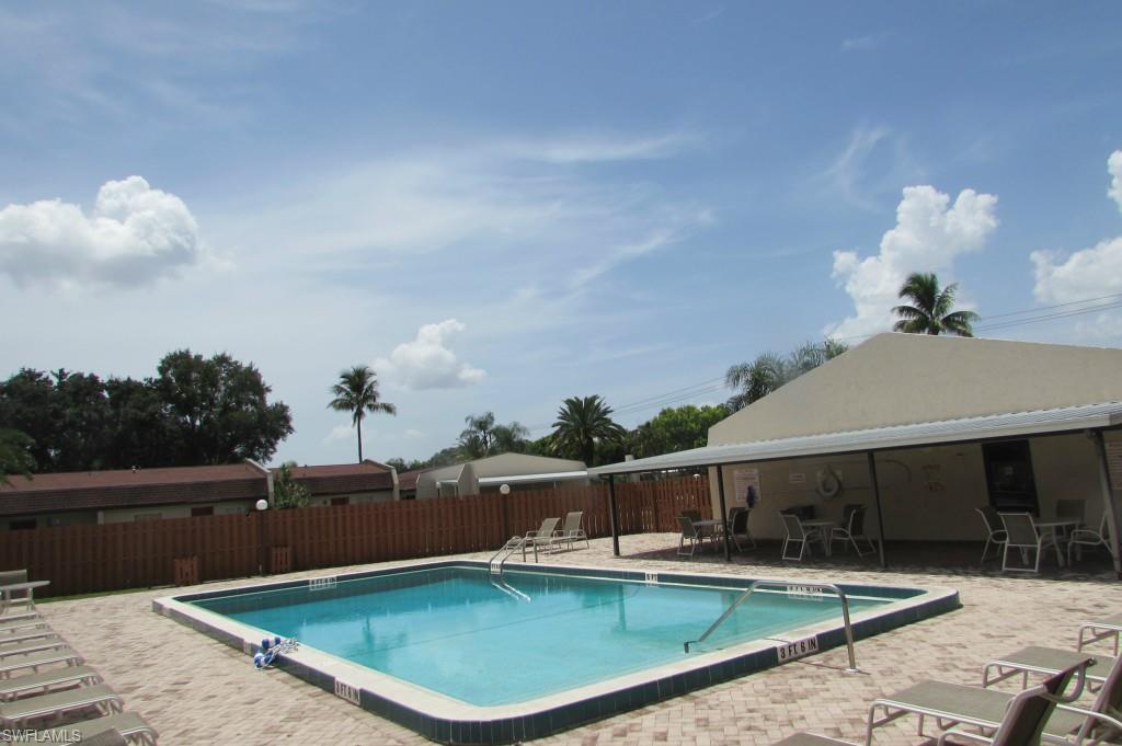 SOUTH POINTE VILLAS CONDO - Residential