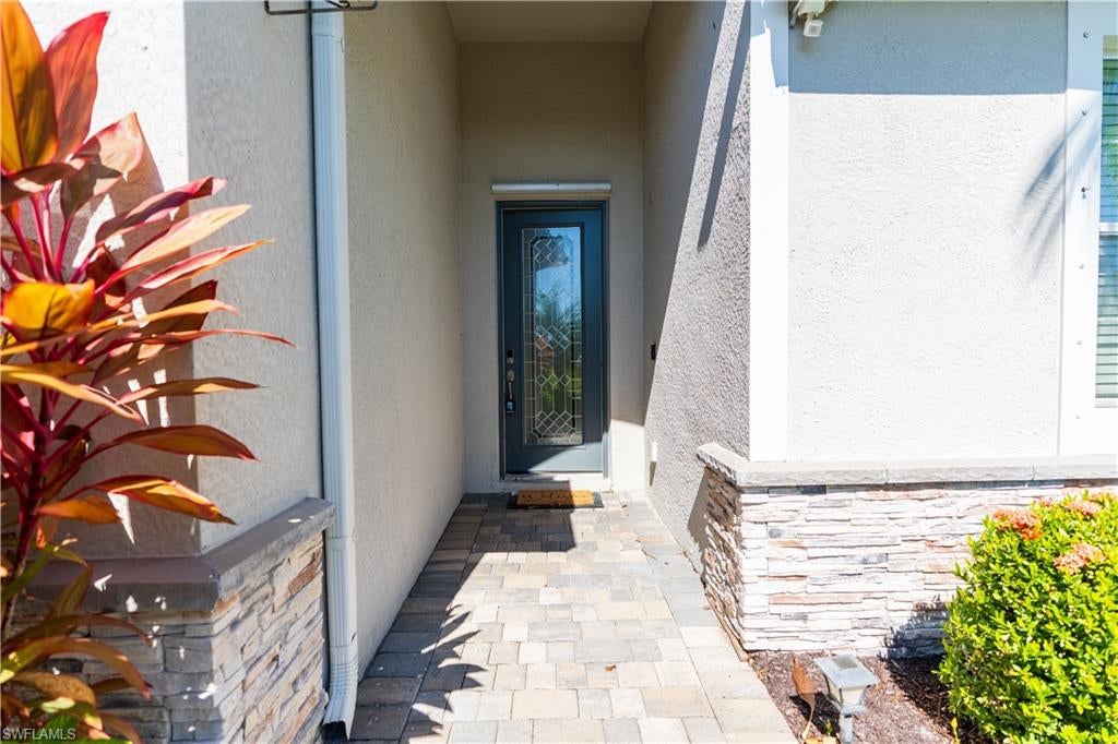 3669 Crimson LN