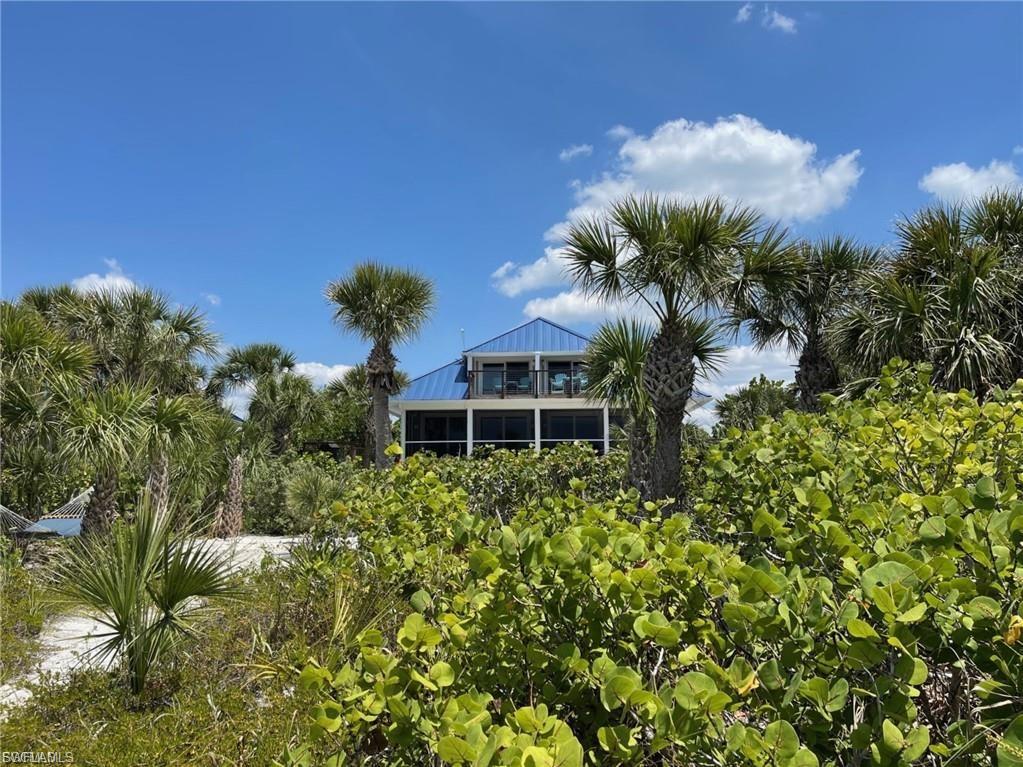 BEACH VILLAS OF UPPER CAPTIVA CONDOMINIUM - Residential