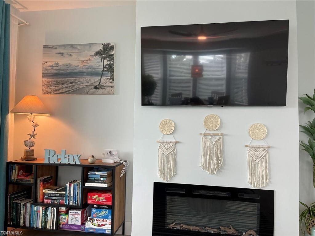 BEACH VILLAS OF UPPER CAPTIVA CONDOMINIUM - Residential