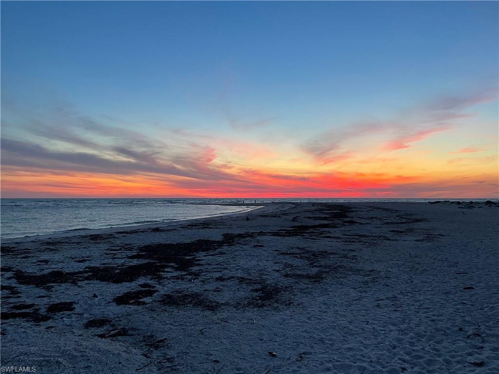 BEACH VILLAS OF UPPER CAPTIVA CONDOMINIUM - Residential