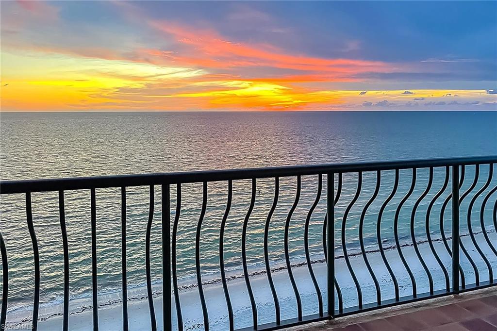 VIA DELFINO - Residential