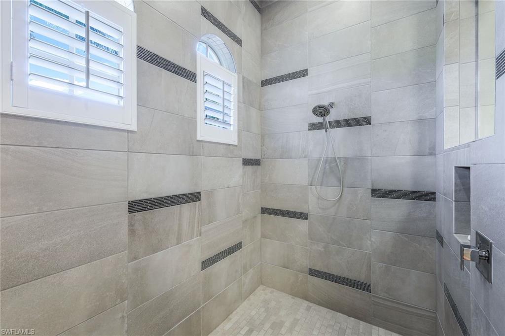 ISLA DEL SOL - Residential