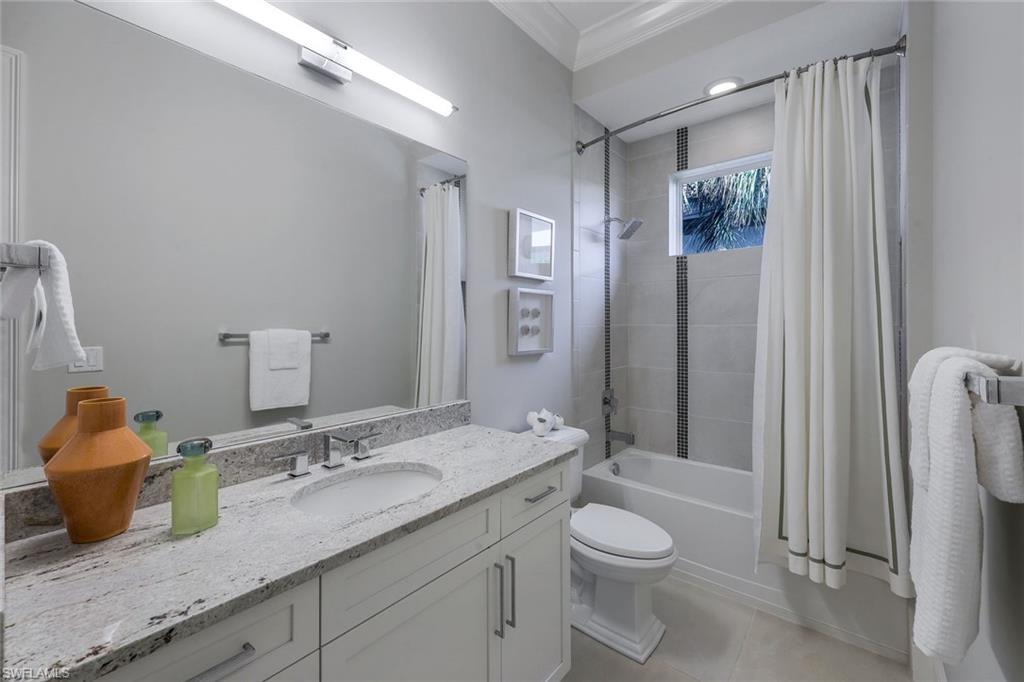 ISLA DEL SOL - Residential