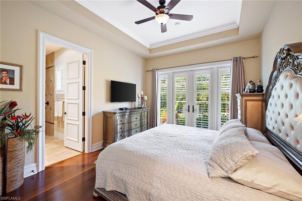 ESCADA AT TIBURON - Residential