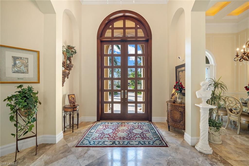 ESCADA AT TIBURON - Residential