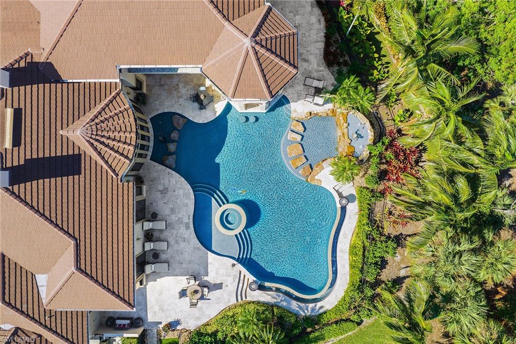 ESCADA AT TIBURON - Residential